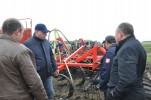 Александр Бурков оценил ситуацию с посевом зерновых, побывав на полях СПК «Сибирь»